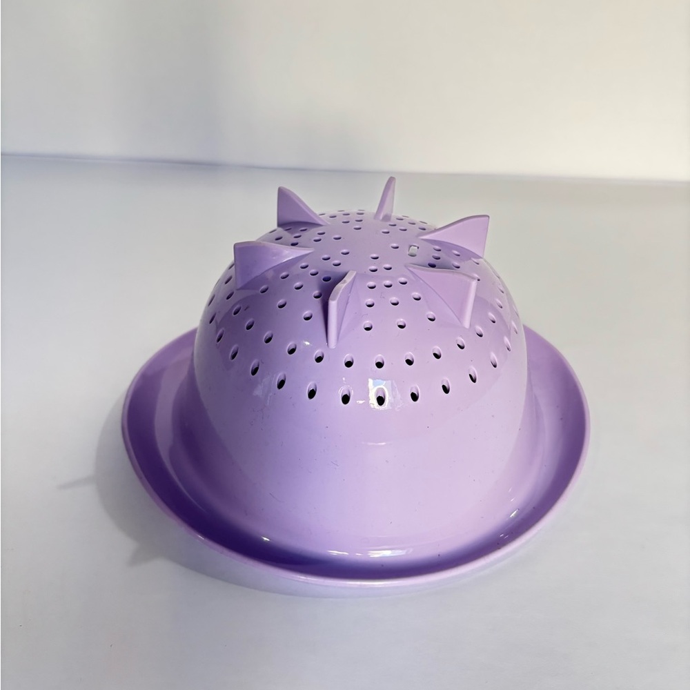 Le Creuset Silicone Colander - Picture 4 of 7